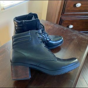Clark’s Collection Boots (worn once)